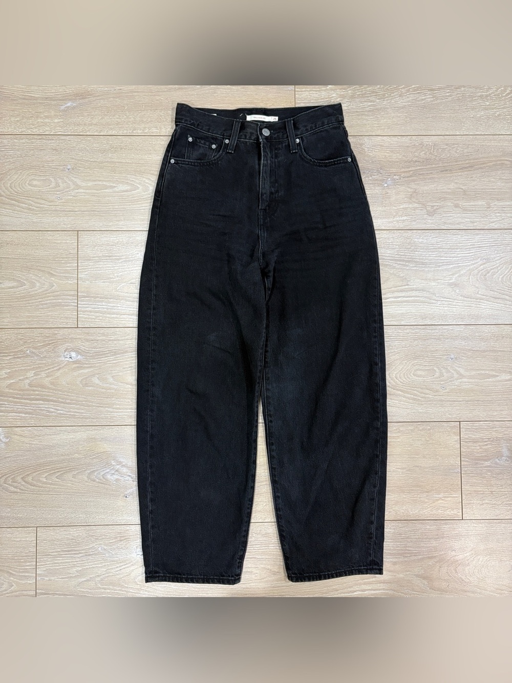Levi's Premium Balloon Leg High Rise Black Jeans 25x26 85314-0000 Barrel